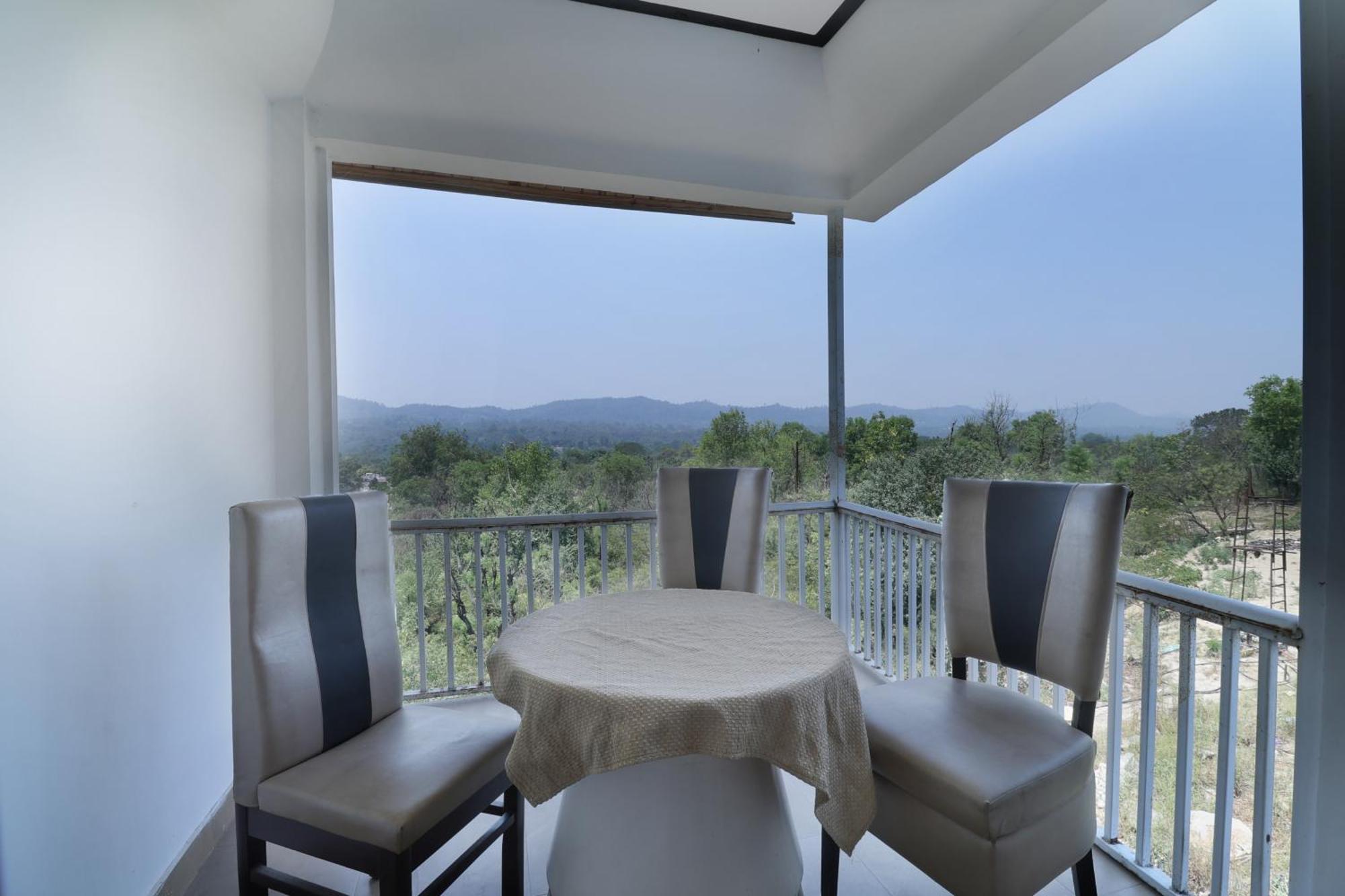 Hunky Dory Resort And Spa Dhar Khurd 외부 사진