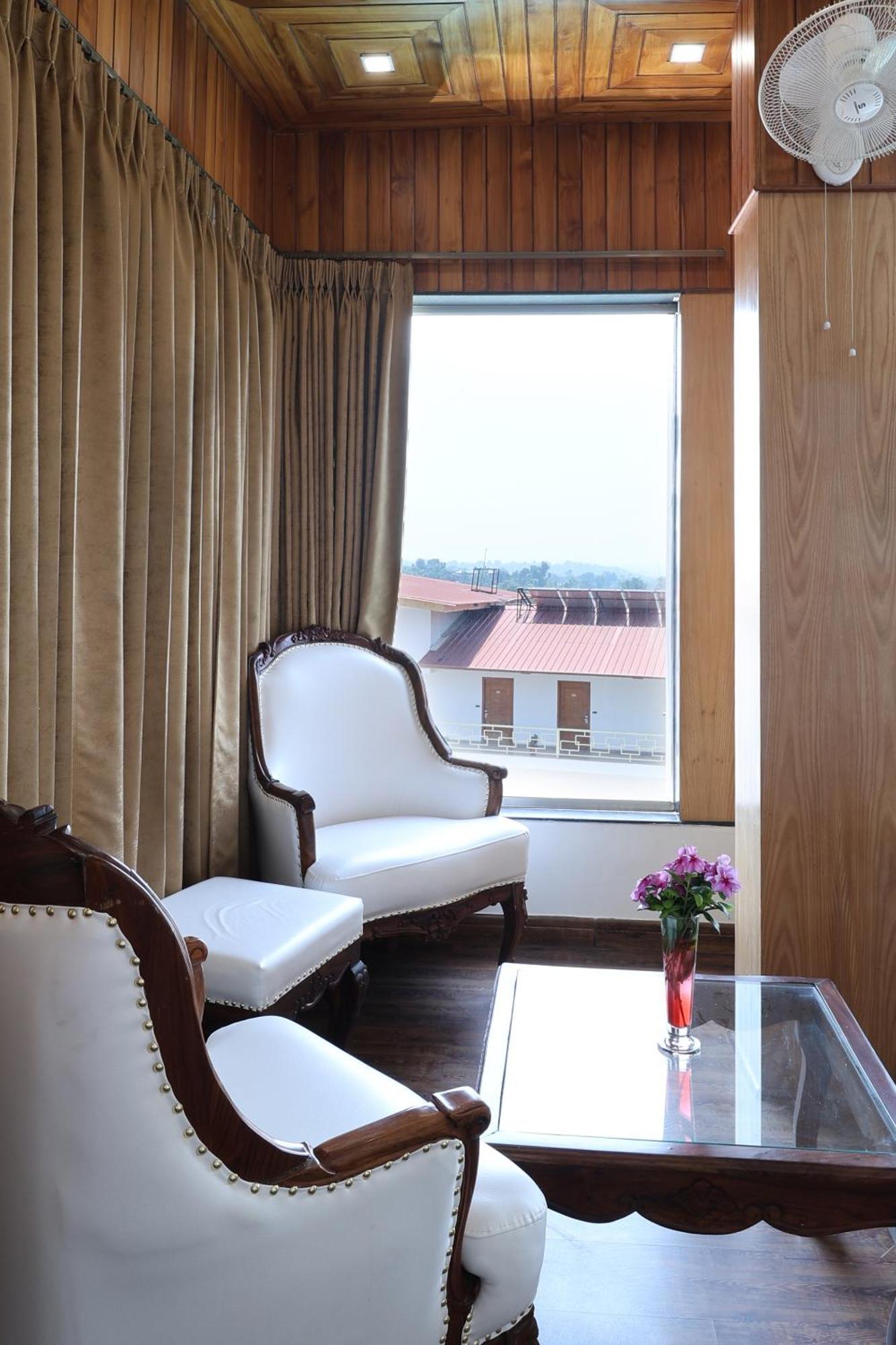 Hunky Dory Resort And Spa Dhar Khurd 외부 사진